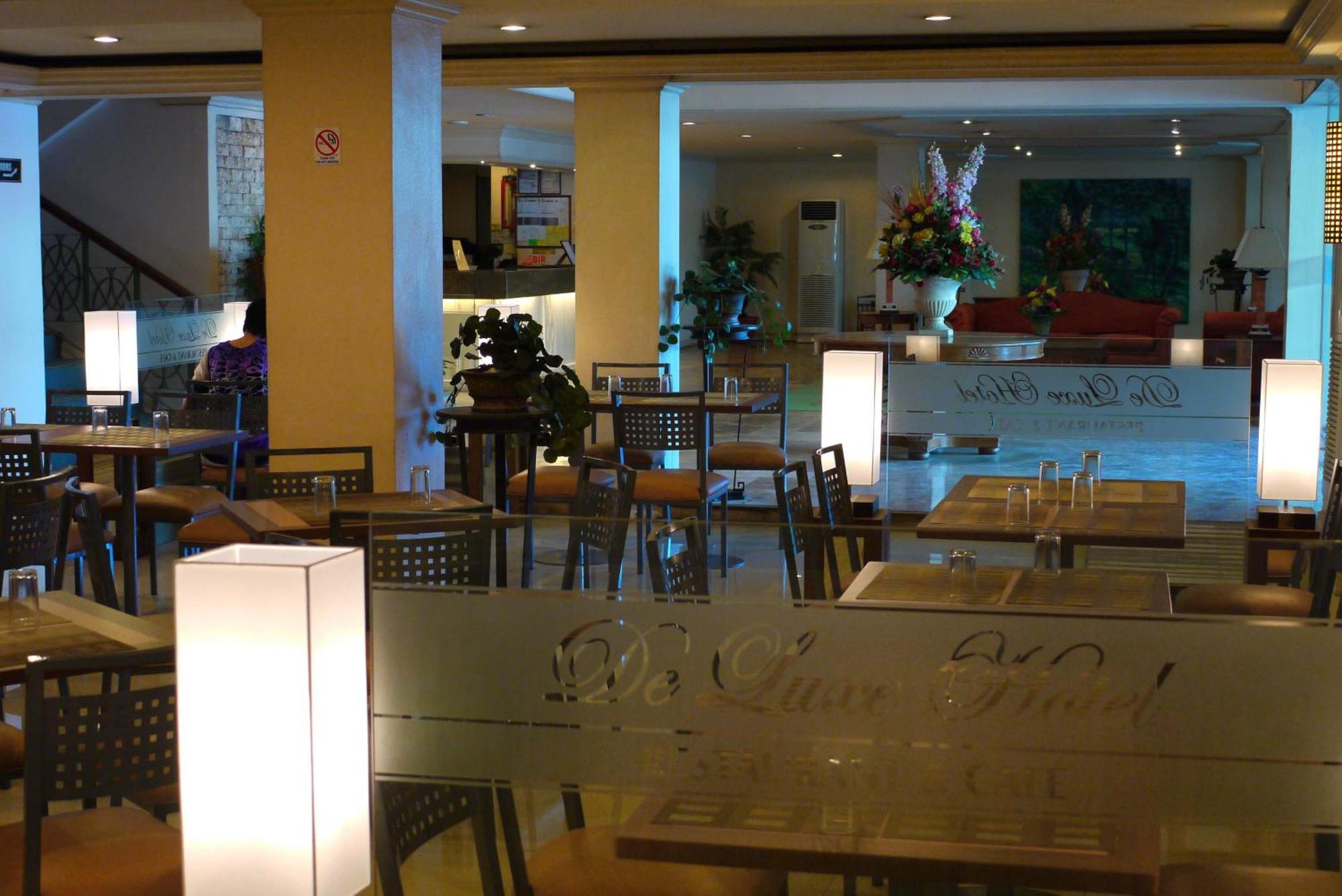 קגיאן דה אורו De Luxe Hotel מראה חיצוני תמונה