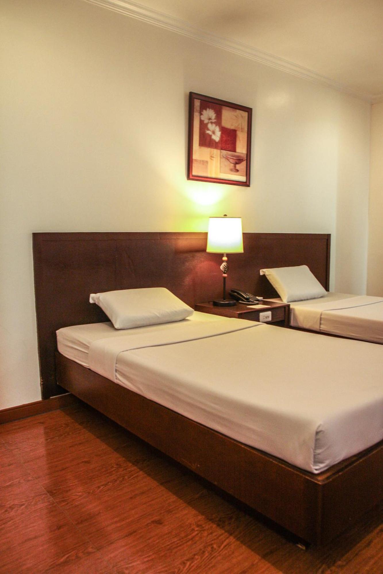 קגיאן דה אורו De Luxe Hotel מראה חיצוני תמונה