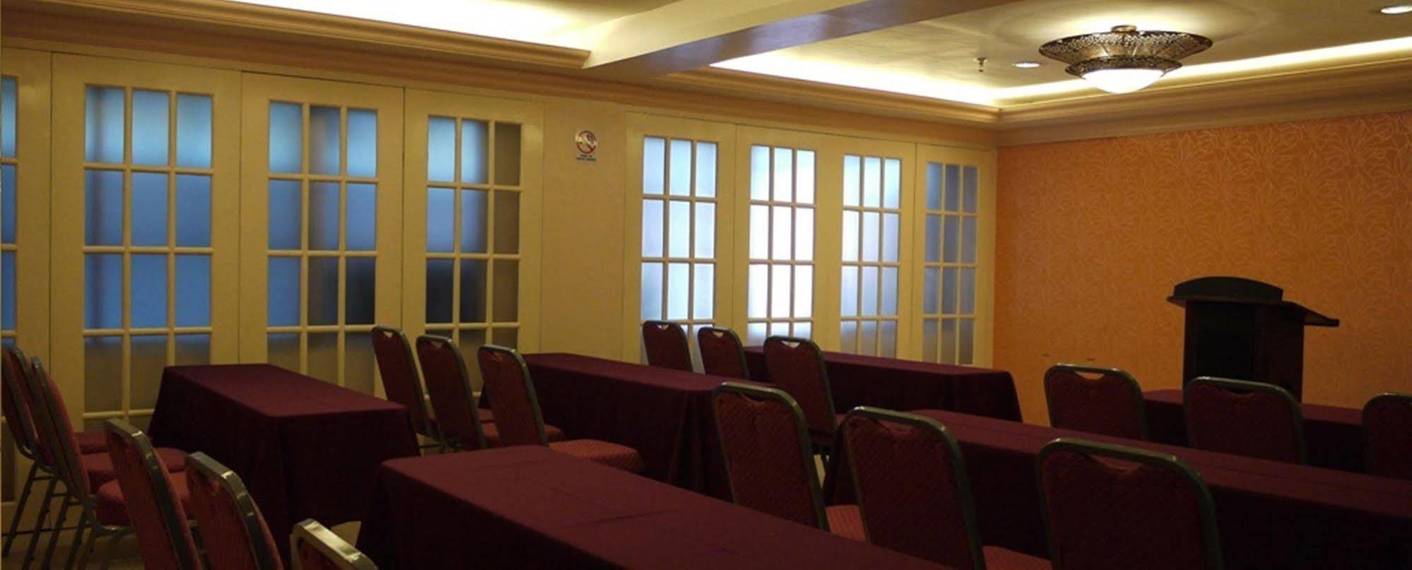 קגיאן דה אורו De Luxe Hotel מראה חיצוני תמונה