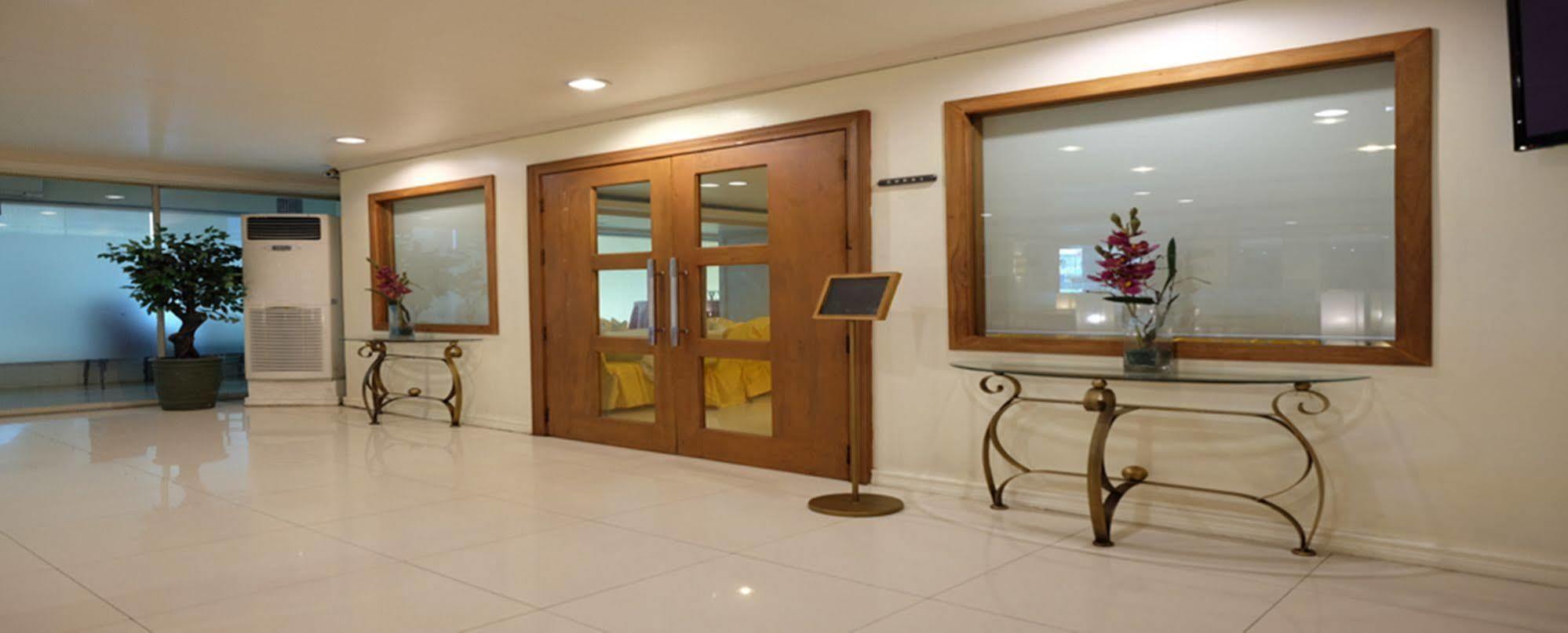 קגיאן דה אורו De Luxe Hotel מראה חיצוני תמונה